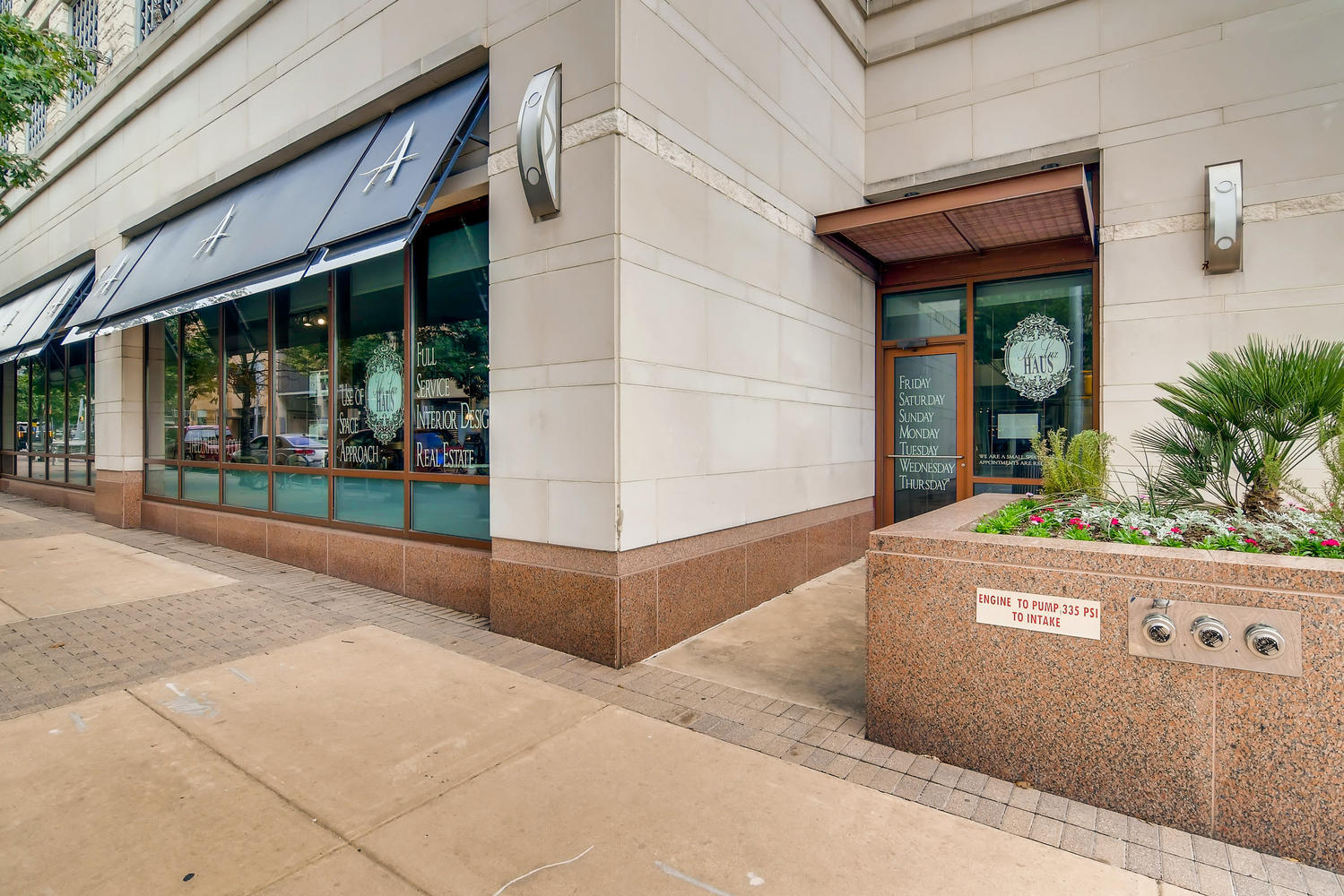 Rent a Desk in the Heart of Austin! Rent a Desk in the Heart of Austin!