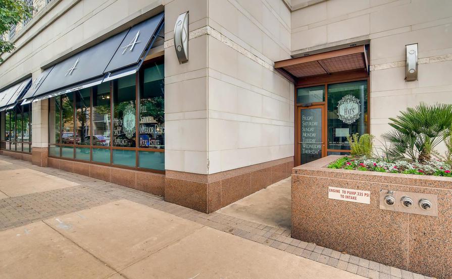 Rent a Desk in the Heart of Austin! Rent a Desk in the Heart of Austin!