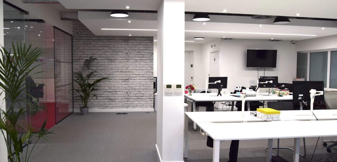 Rent Desk / Office Space in the heart of Wimbledon town centre