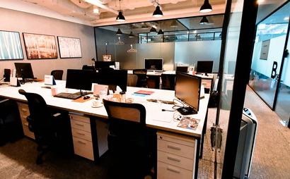 ECS 153 Coworking Space Dedicated Desk