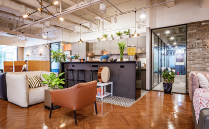 ECS 153 Coworking Space Hot Desk