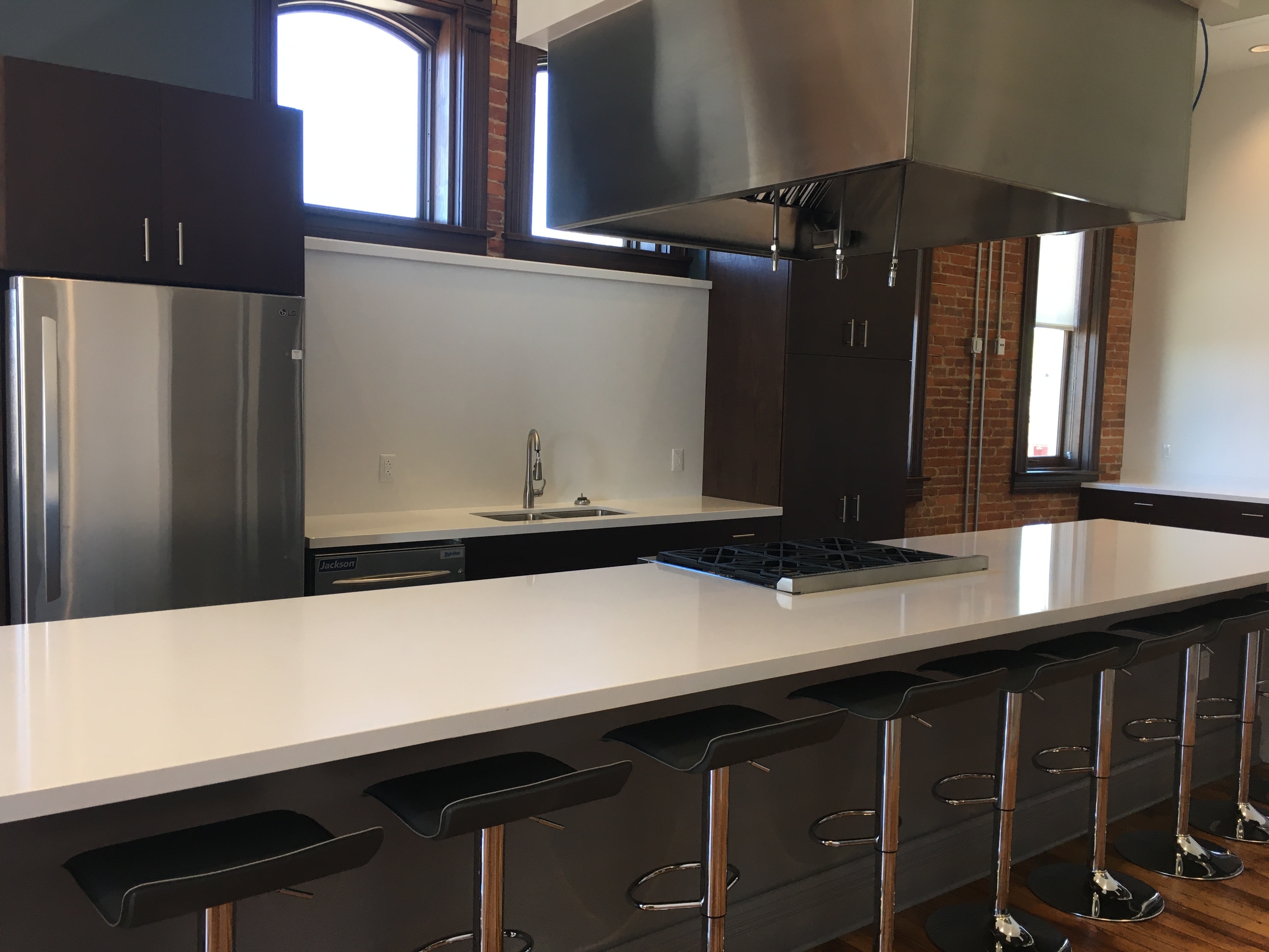 Single Occupant Secure Semi-Private Office