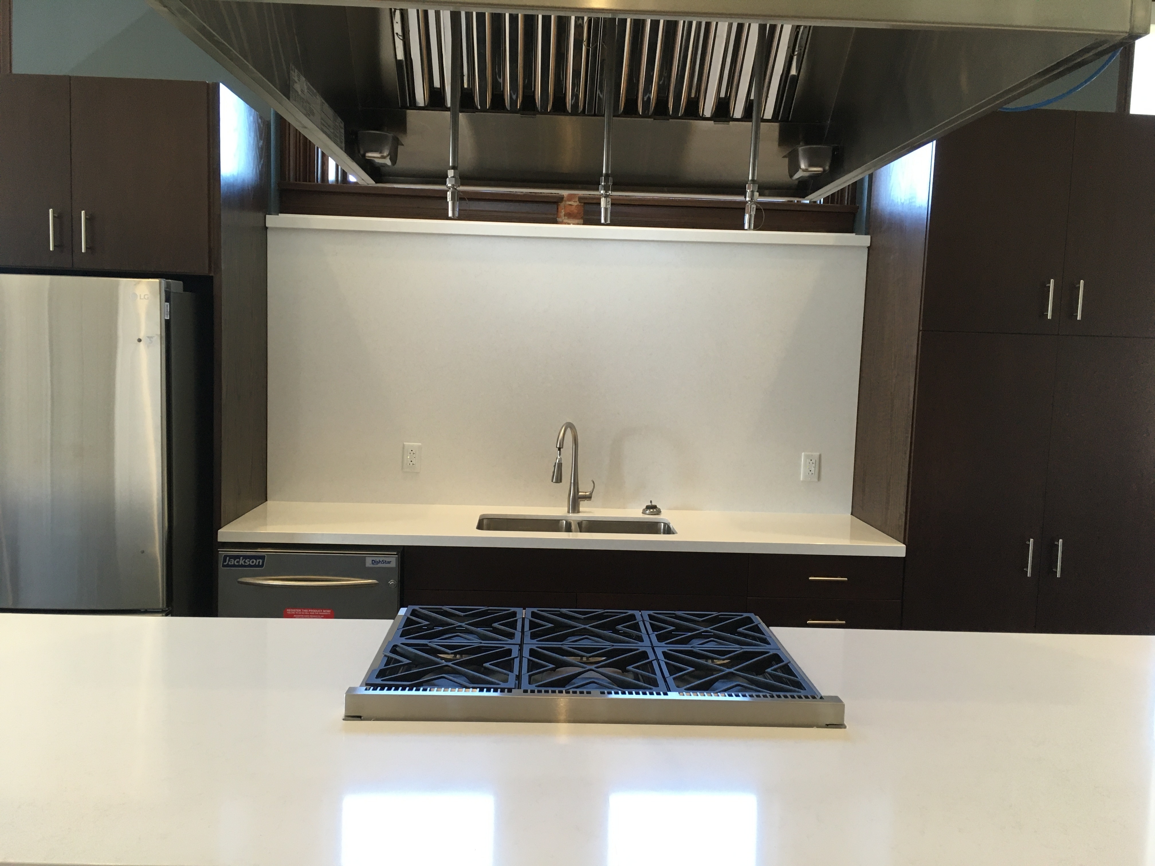 Single Occupant Deluxe Semi-Private Office.