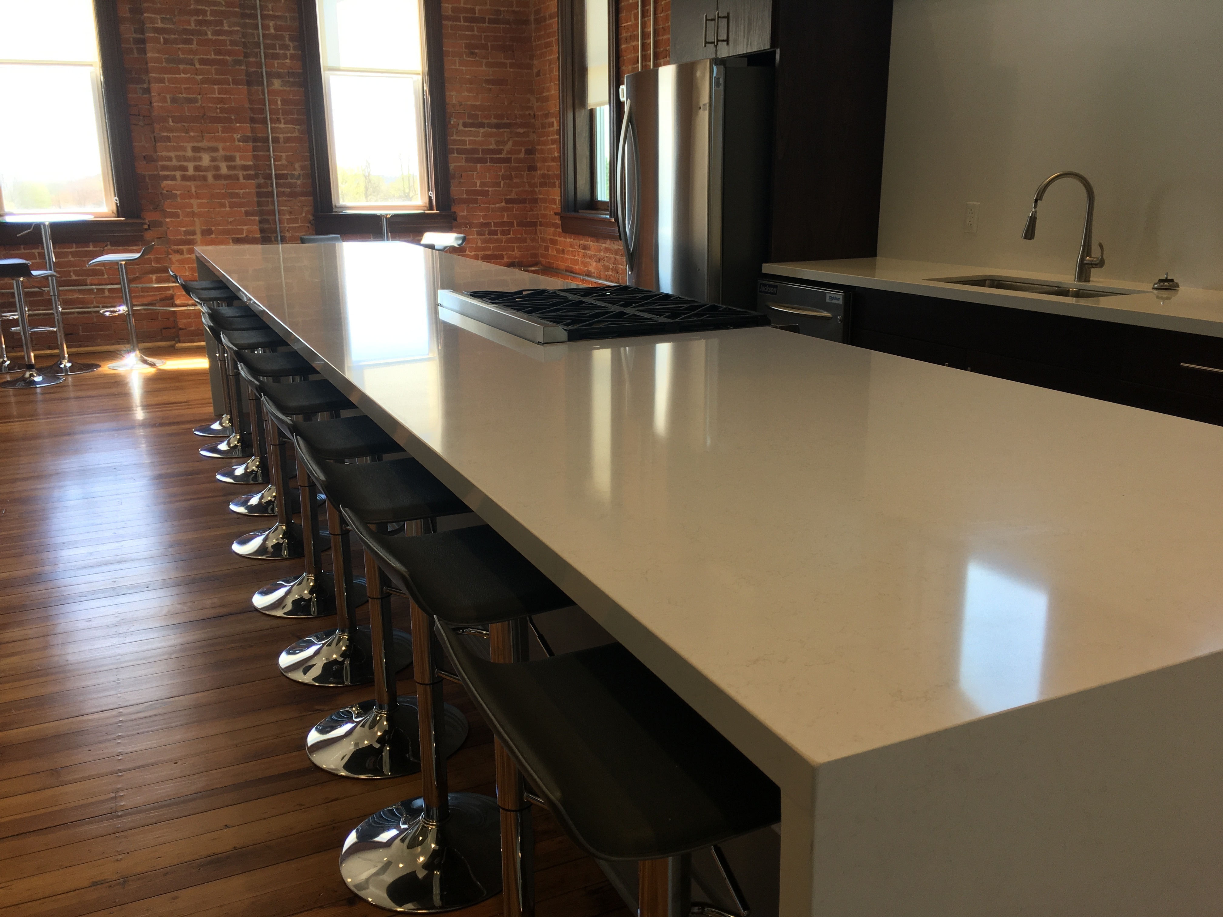 Single Occupant Deluxe Semi-Private Office.