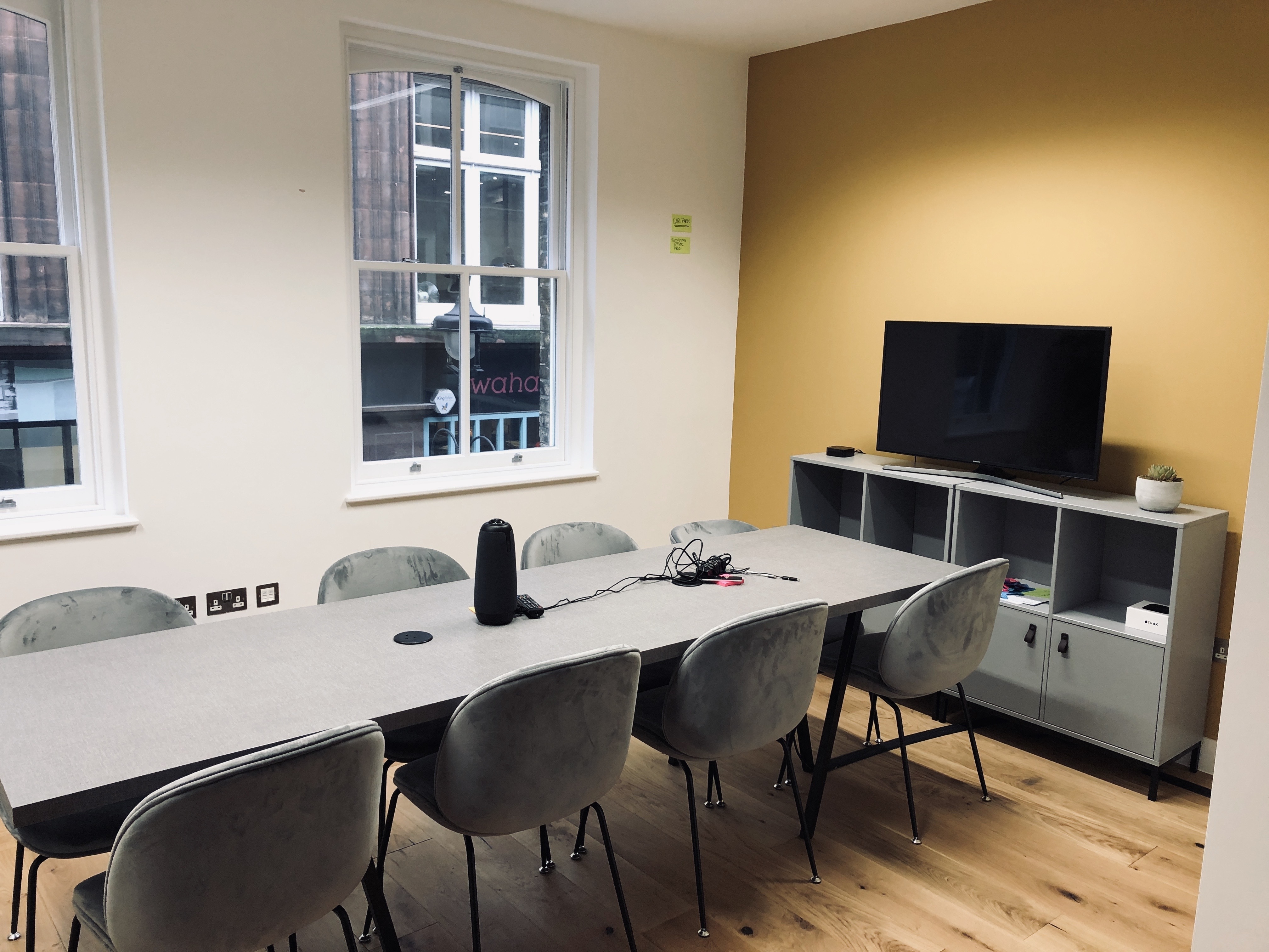 Central Soho. Office share £6000 per month 10 people. Shared kitchen, lounge, meeting room, terrace. 