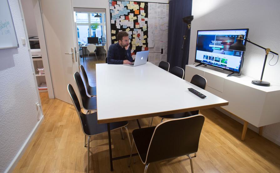 4 desks in shared office, co-working space