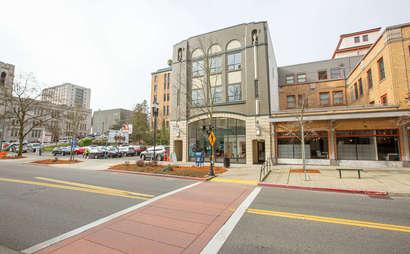 Dedicated Desk Dedicated Desk