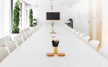 Meet in Place - Midtown, NYC  Meet in Place - Midtown, NYC