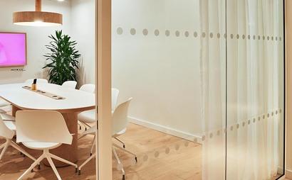 Meet in Place - Midtown, NYC  Meet in Place - Midtown, NYC