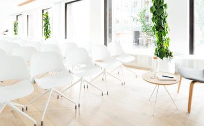 Meet in Place - Midtown, NYC  Meet in Place - Midtown, NYC