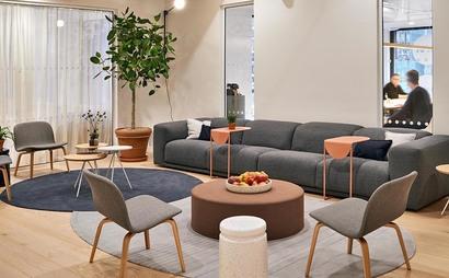 Meet in Place - Midtown, NYC  Meet in Place - Midtown, NYC