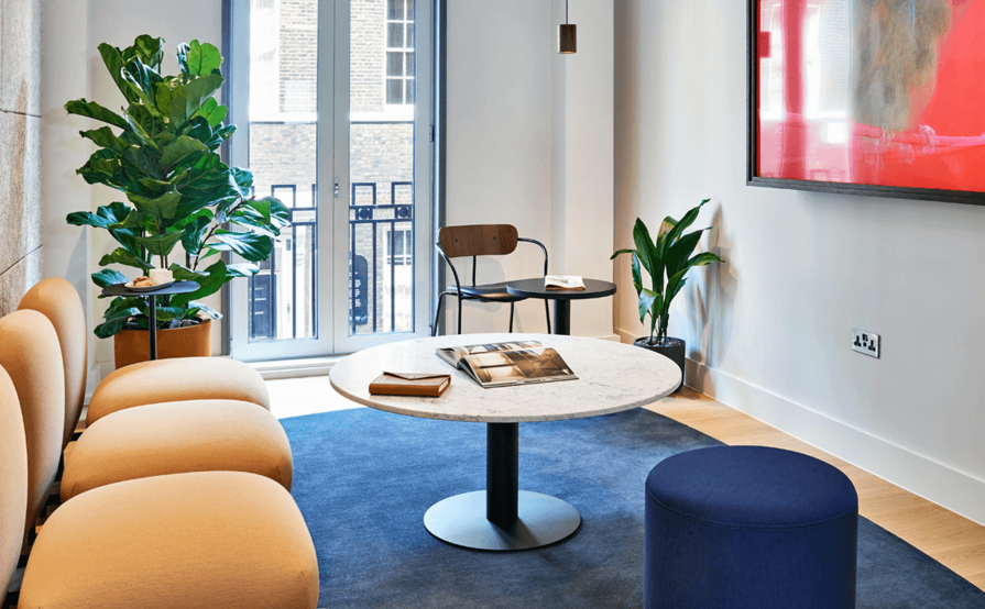 Meet in Place - Soho Square, LDN Meet in Place - Soho Square, LDN
