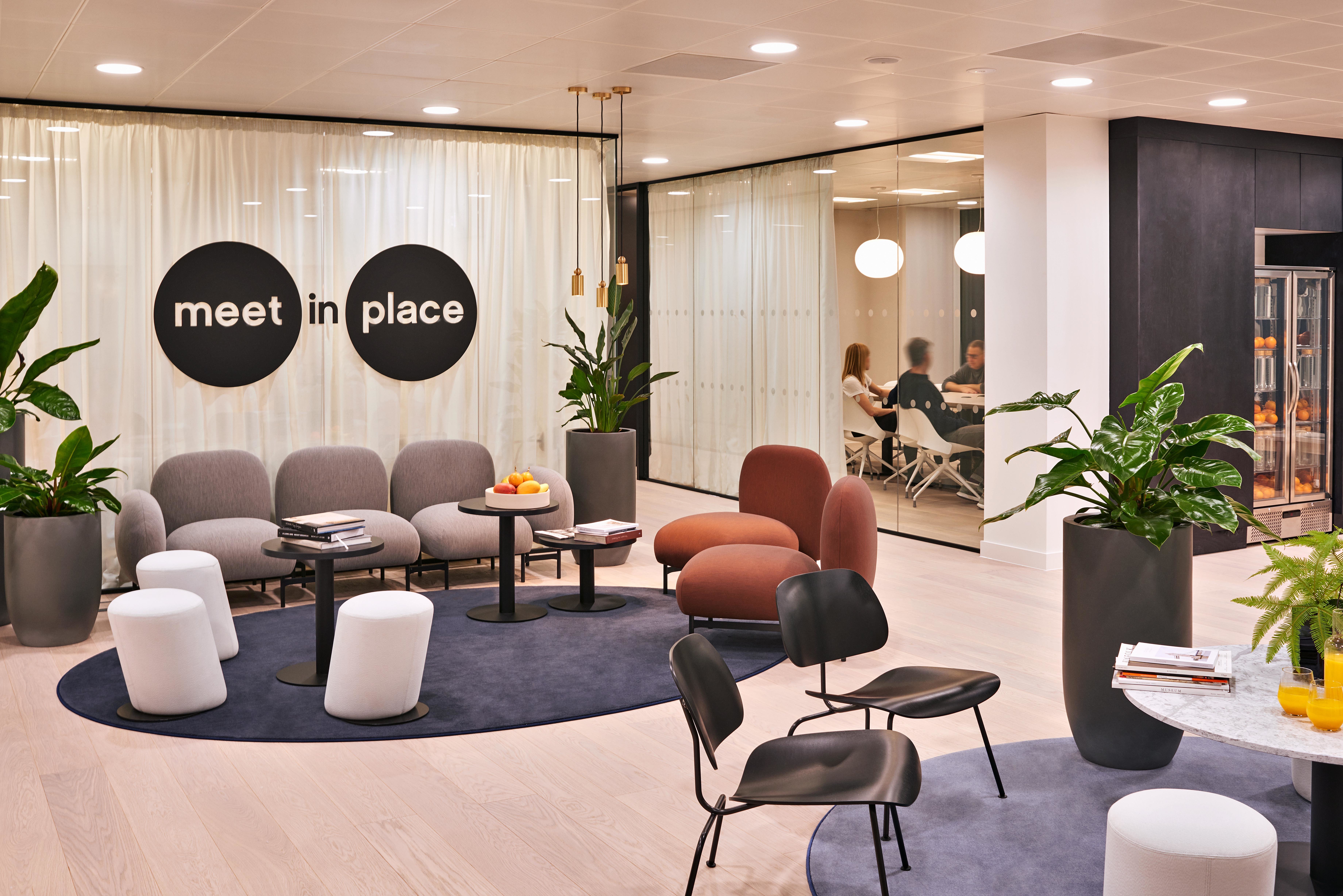 Meet in Place - King William, LDN Meet in Place - King William, LDN