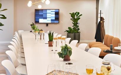 Meet in Place - King William, LDN Meet in Place - King William, LDN