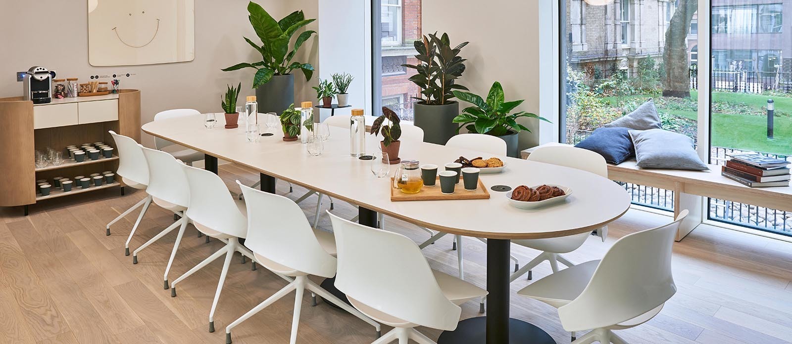 Meet in Place - King William, LDN Meet in Place - King William, LDN