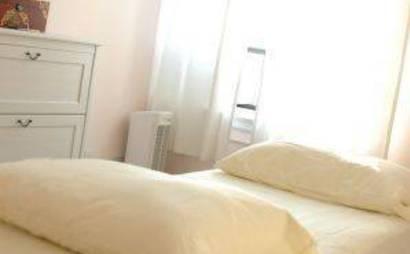 TREATMENT ROOM  HOLISTIC CENTER WELLNESS MASSAGE ACUPUNCTURE TREATMENT ROOM  HOLISTIC CENTER WELLNESS MASSAGE ACUPUNCTURE