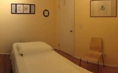TREATMENT ROOM  HOLISTIC CENTER WELLNESS MASSAGE ACUPUNCTURE TREATMENT ROOM  HOLISTIC CENTER WELLNESS MASSAGE ACUPUNCTURE
