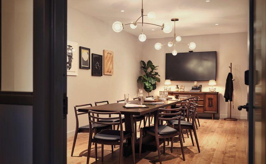 Private Office up to 20 Private Office up to 20