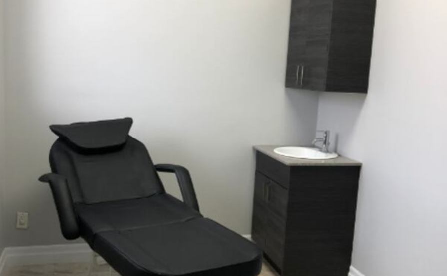 Esthetician Room Available For Rent Beverly Hills, CA