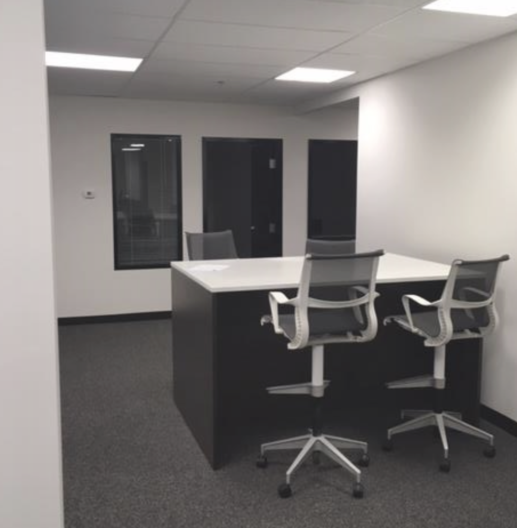 LocalWorks Beverly - Desk