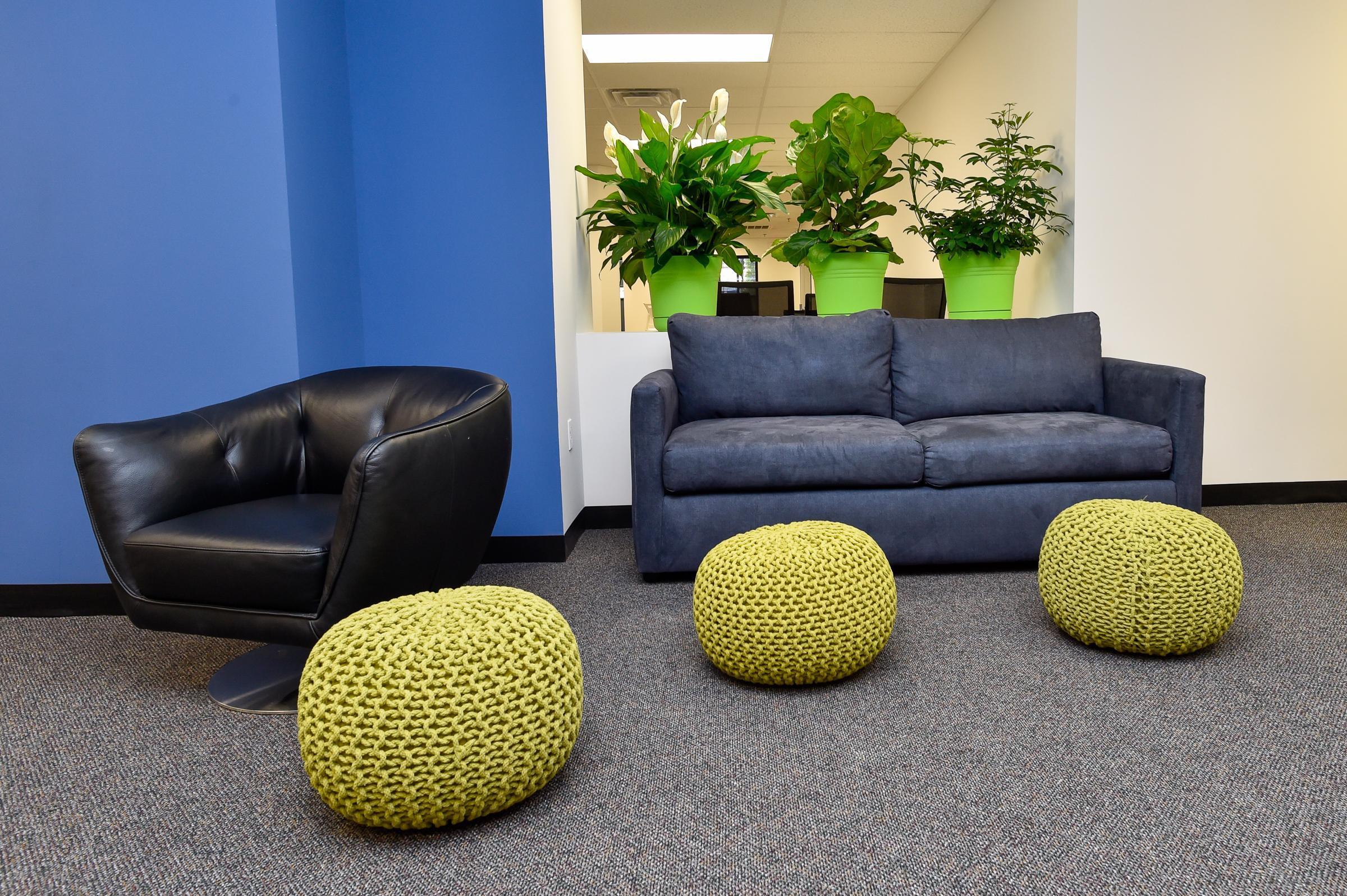 LocalWorks Beverly - Desk