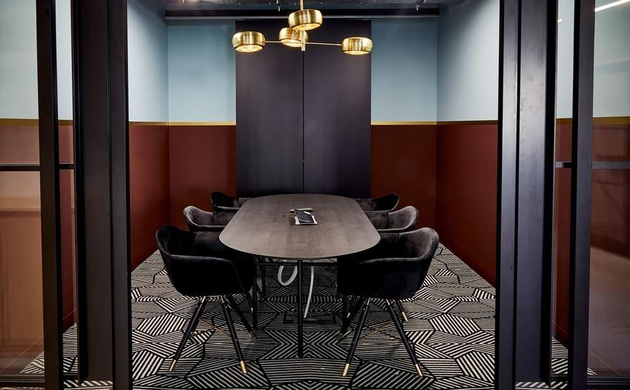 Cowroking hot desk spaces Cowroking hot desk spaces