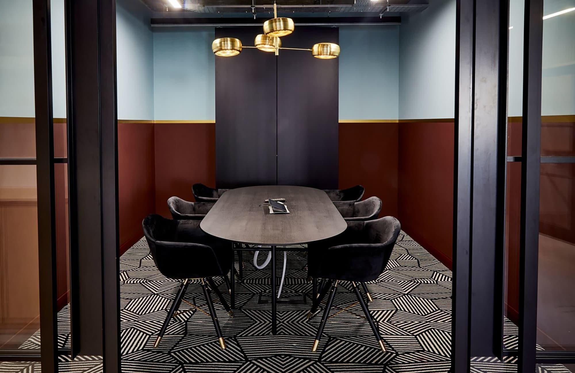 Cowroking hot desk spaces Desks Near Me