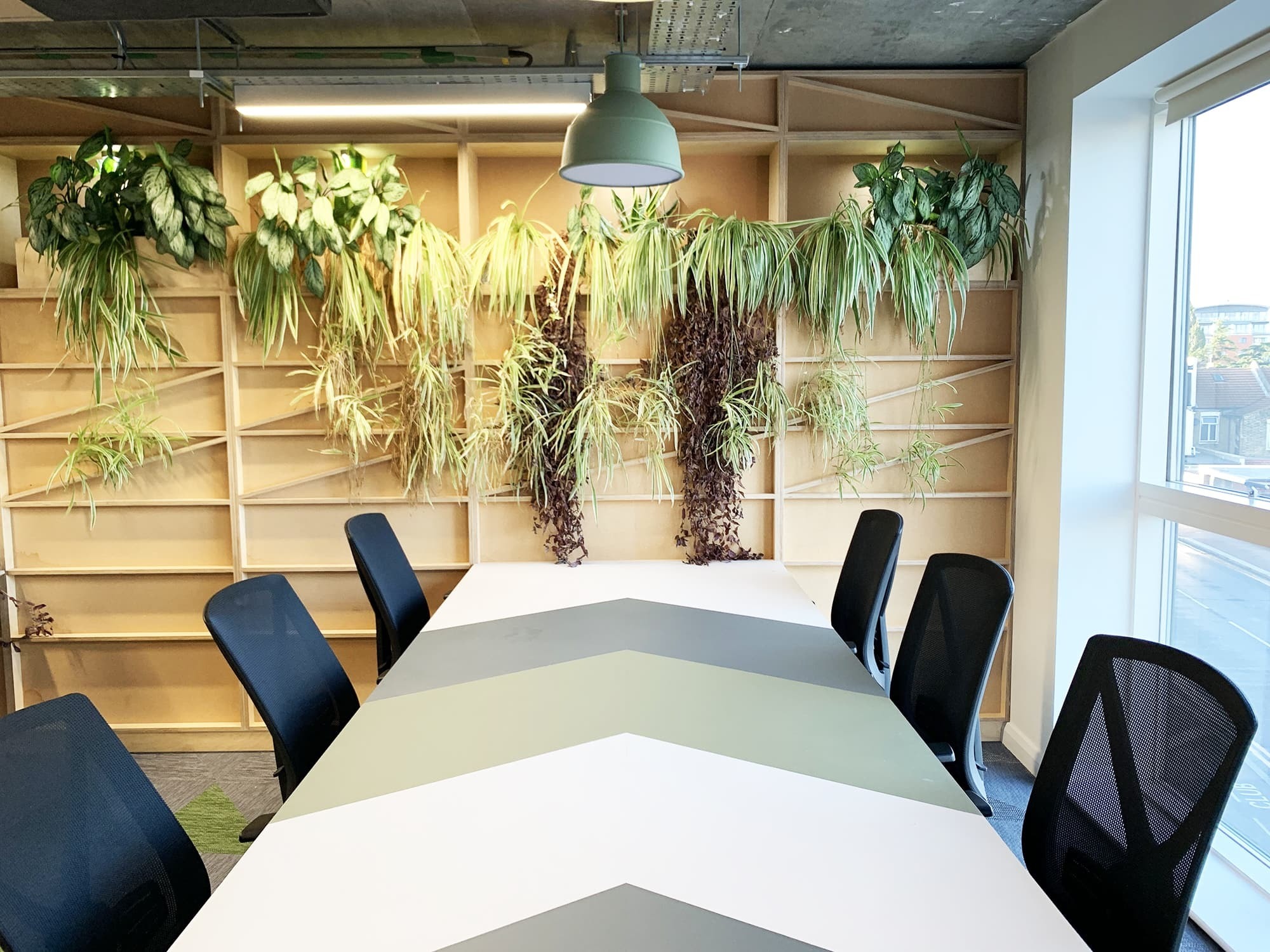 Cowroking hot desk spaces Cowroking hot desk spaces