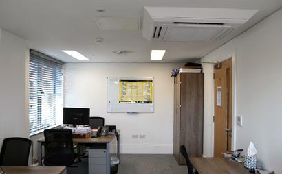 Spacious 6 person office in Holborn Spacious 6 person office in Holborn