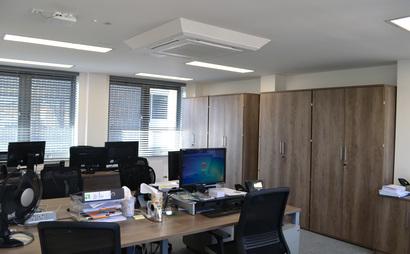 Spacious 7 person office with ample storage in Holborn Spacious 7 person office with ample storage in Holborn