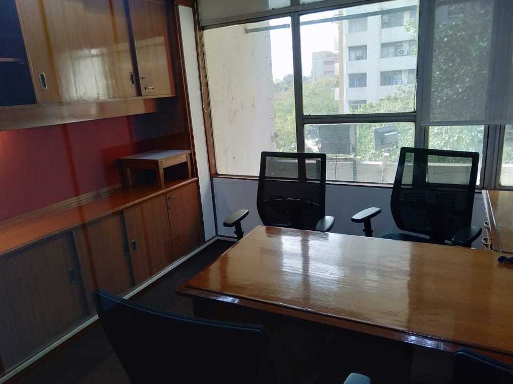 5 Seater Window Suite with ample storage! 5 Seater Window Suite with ample storage!