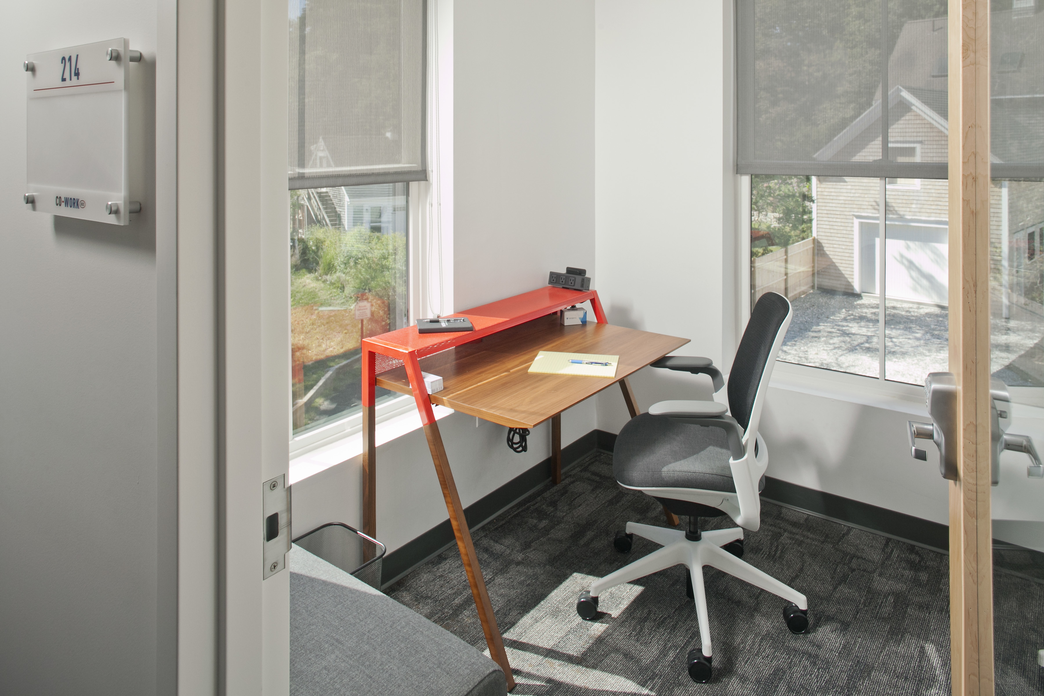 Hot Desk Memberships!