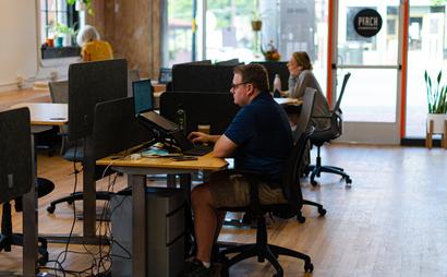 Communal Bar-cafe style seating Communal Bar-cafe style seating