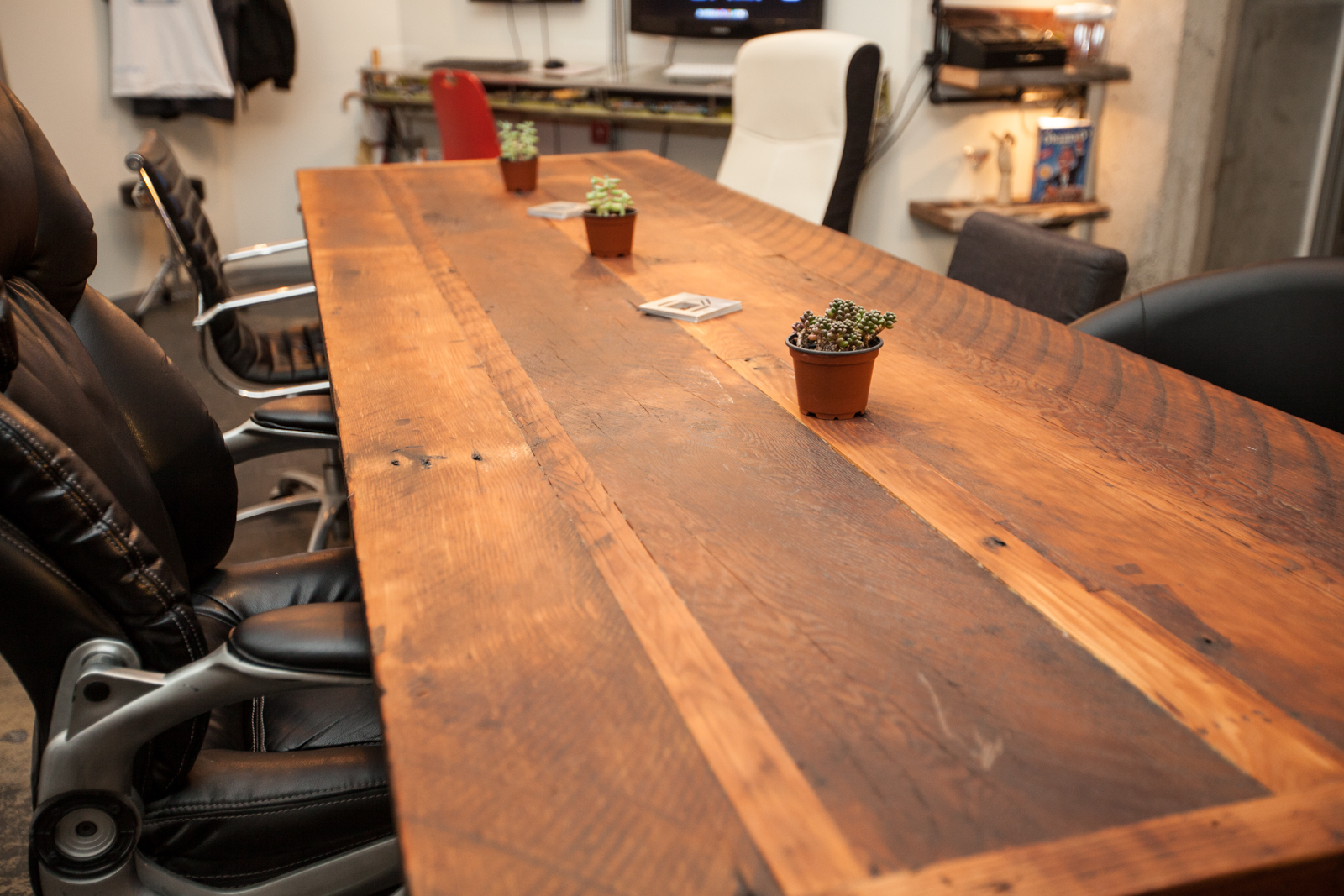 Hollywood/Vine Desks Hollywood/Vine Desks