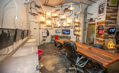 Hollywood/Vine Desks Hollywood/Vine Desks