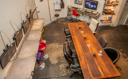 Hollywood/Vine Desks Hollywood/Vine Desks