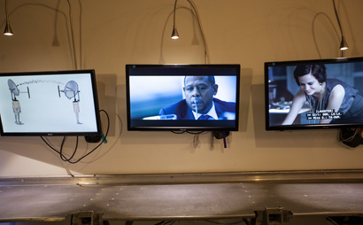 Hollywood/Vine Desks Hollywood/Vine Desks