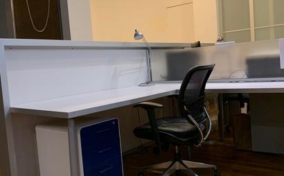 Workstations (1-5 individual Desks) Workstations (1-5 individual Desks)