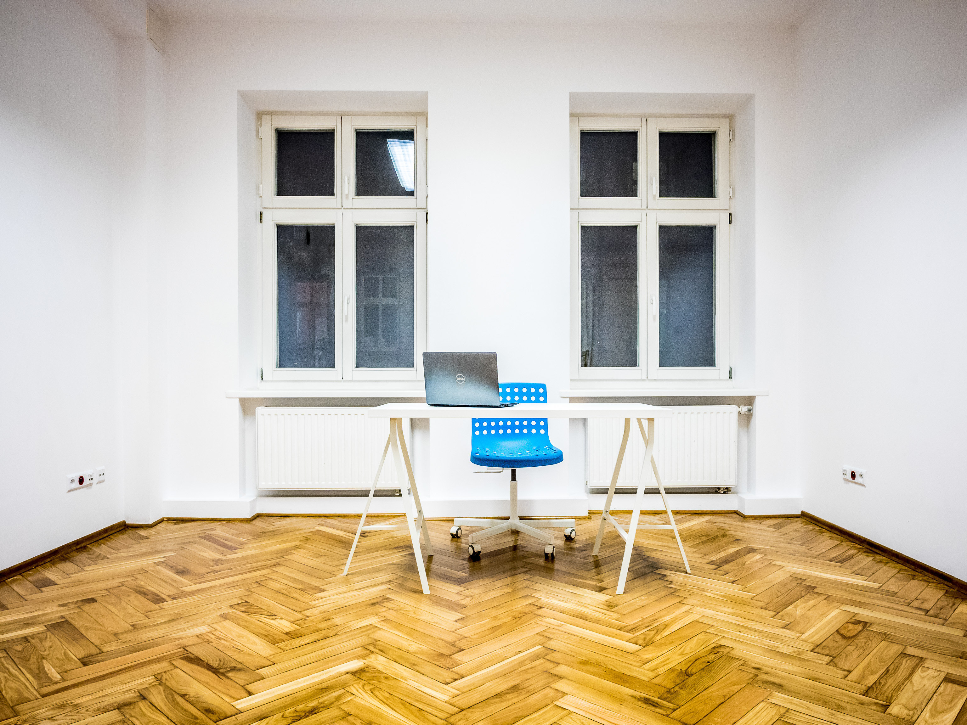 workshop/conference room