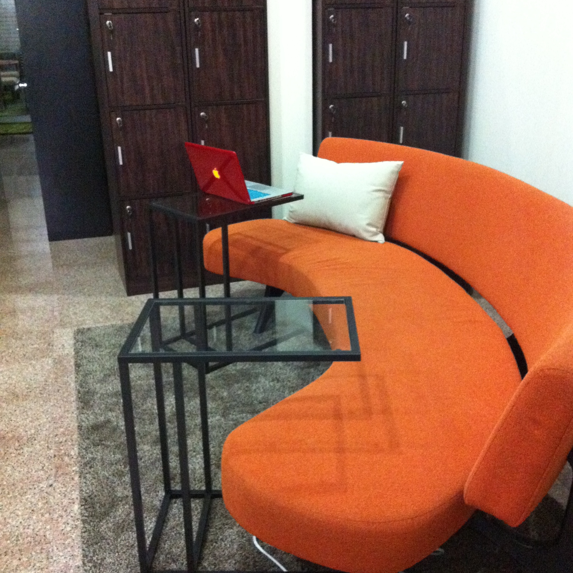 Breakfast Club (communal table)