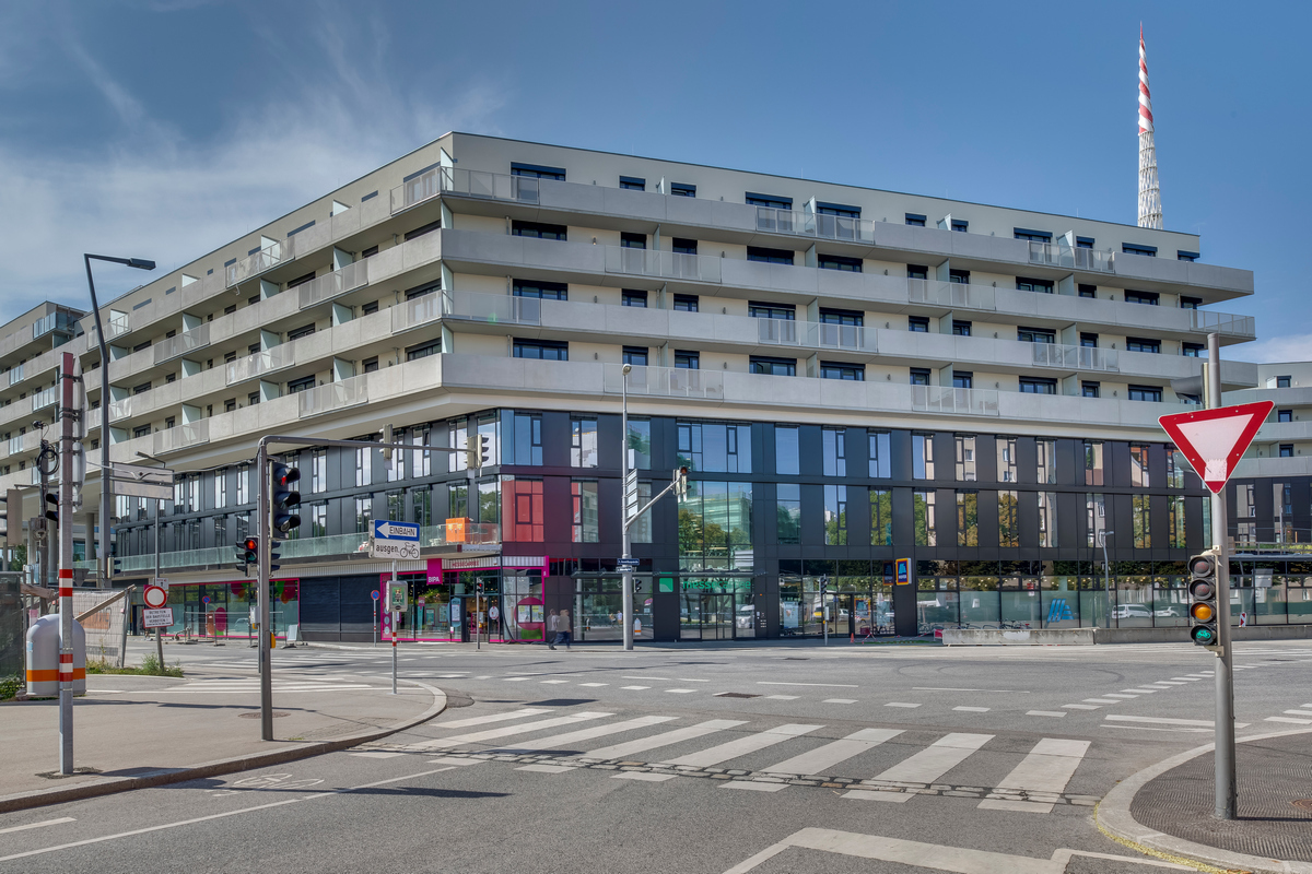 Zugang zu Büroräumen je nach Bedarf Zugang zu Büroräumen je nach Bedarf