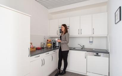 Zugang zu inspirierenden Coworking-Bereichen in Ihrer Nähe Zugang zu inspirierenden Coworking-Bereichen in Ihrer Nähe