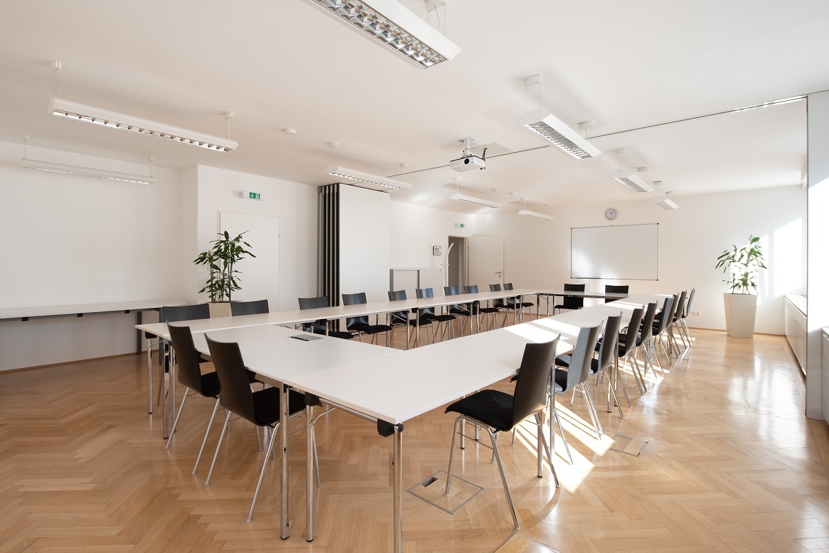 Zugang zu inspirierenden Coworking-Bereichen in Ihrer Nähe Zugang zu inspirierenden Coworking-Bereichen in Ihrer Nähe