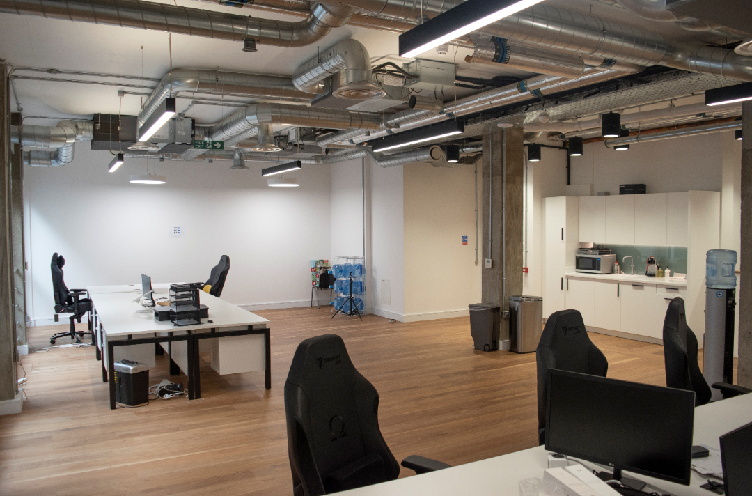 Brand-new contemporary office space 