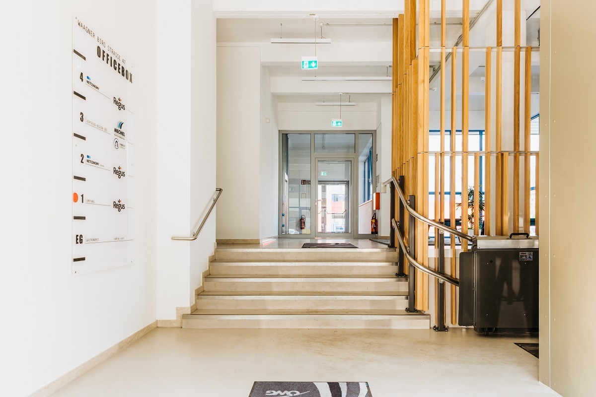 Work your way in einem Privatbüro für fünf Personen Work your way in einem Privatbüro für fünf Personen