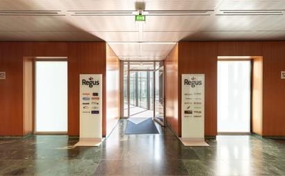 Zugang zu inspirierenden Coworking-Bereichen in Ihrer Nähe Zugang zu inspirierenden Coworking-Bereichen in Ihrer Nähe