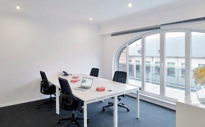 Werk zoals u dat wilt in een privékantoor voor drie Werk zoals u dat wilt in een privékantoor voor drie