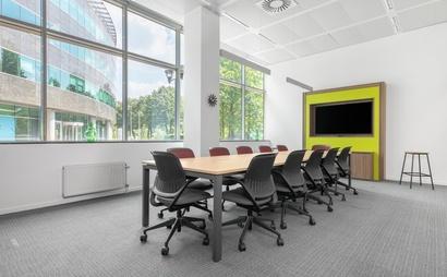 Werk zoals u dat wilt in een privékantoor voor drie Werk zoals u dat wilt in een privékantoor voor drie