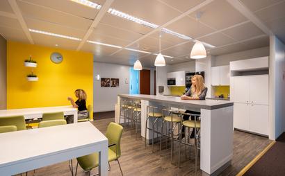 Werk zoals u dat wilt in een privékantoor voor drie Werk zoals u dat wilt in een privékantoor voor drie