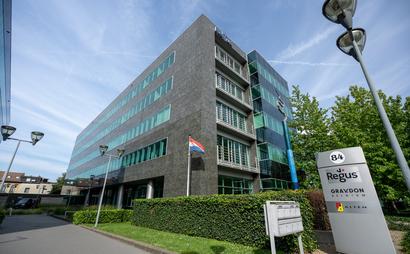 Werk zoals u dat wilt in een privékantoor voor drie Werk zoals u dat wilt in een privékantoor voor drie